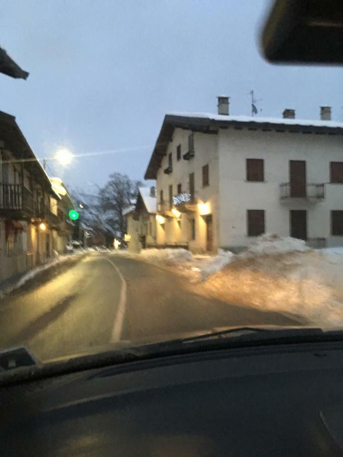 Lo Scudo D'Italia Lägenhet Pragelato Exteriör bild